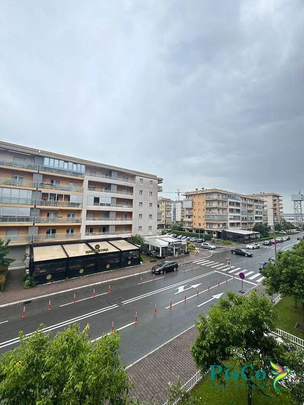 Izdavanje, dvosoban stan, 75m², City Kvart, Podgorica