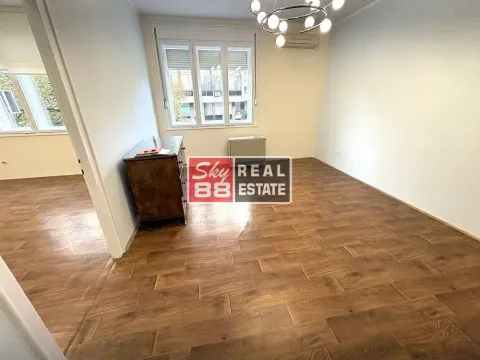 Izdavanje, četvorosoban stan, 110m², Vračar Sve Podlokacije, Beograd - image 11