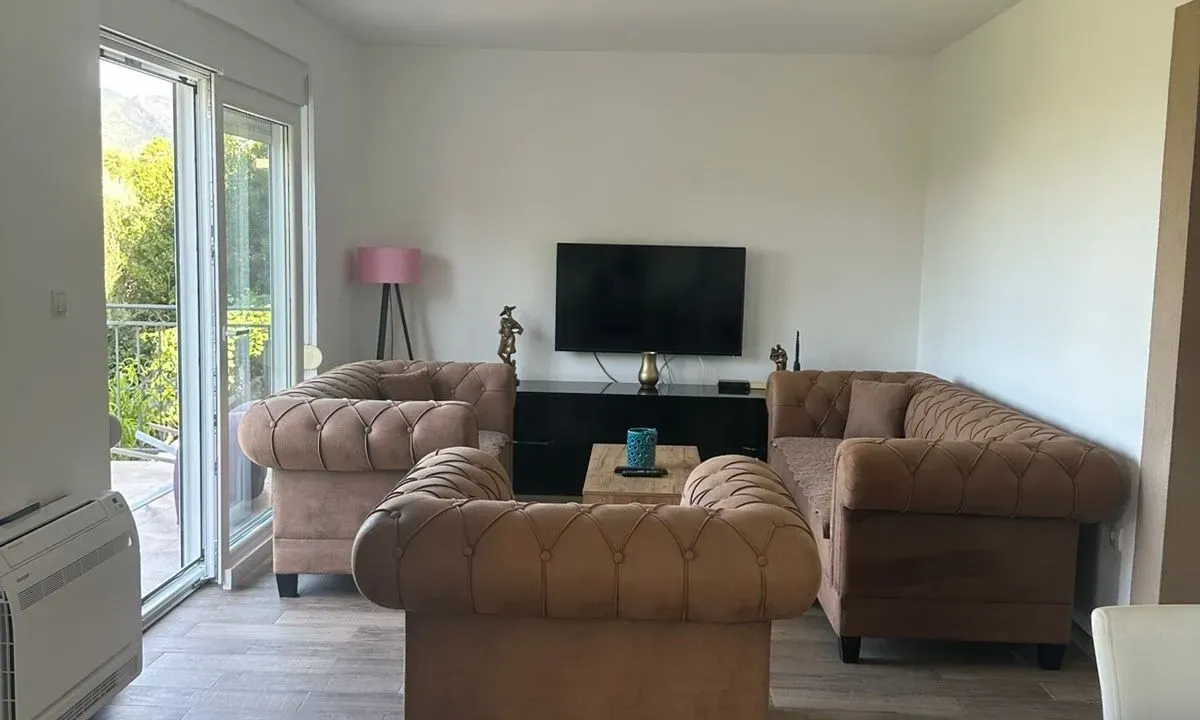 Rent, house, 100m², Kavač, Kotor