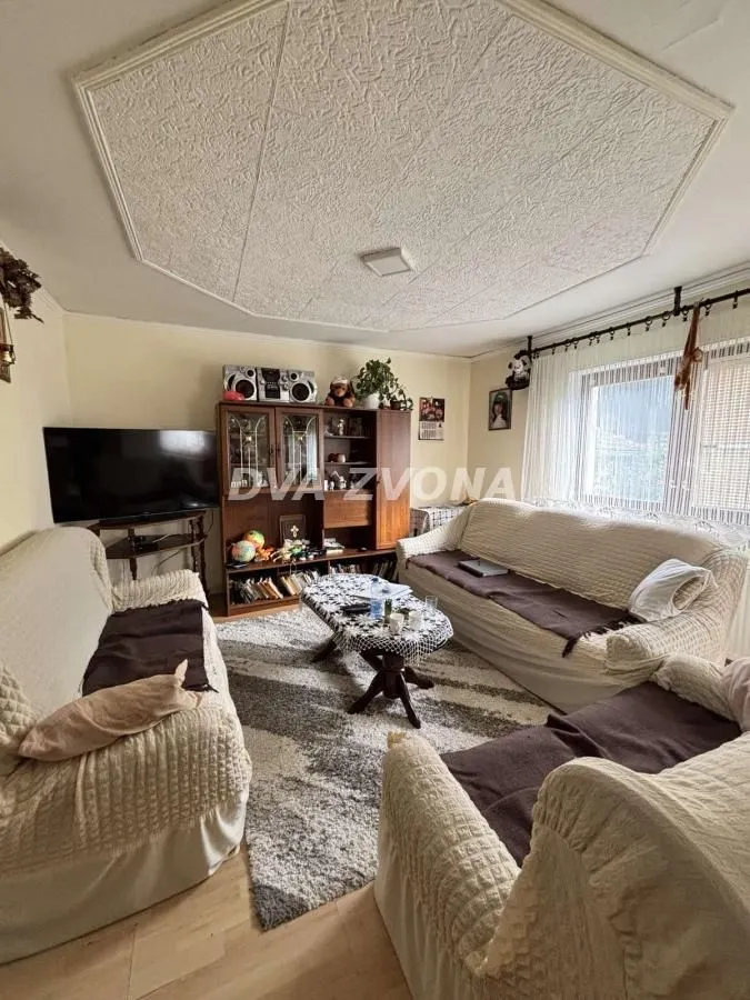 Prodaja, kuća, 202m², Čortanovci, Inđija