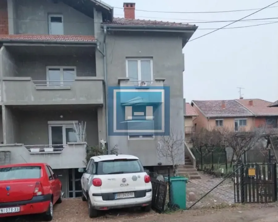 Sale, house, 420m², Gloždak, Paraćin