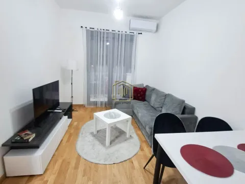 Izdavanje, jednosoban stan, 37m², Zabjelo, Podgorica - image 1