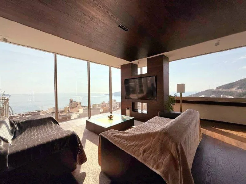 Sale, two bedroom apartment, 168m², Bečići, Budva