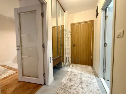Rent, one bedroom apartment, 50m², Central Point, Podgorica - image 11