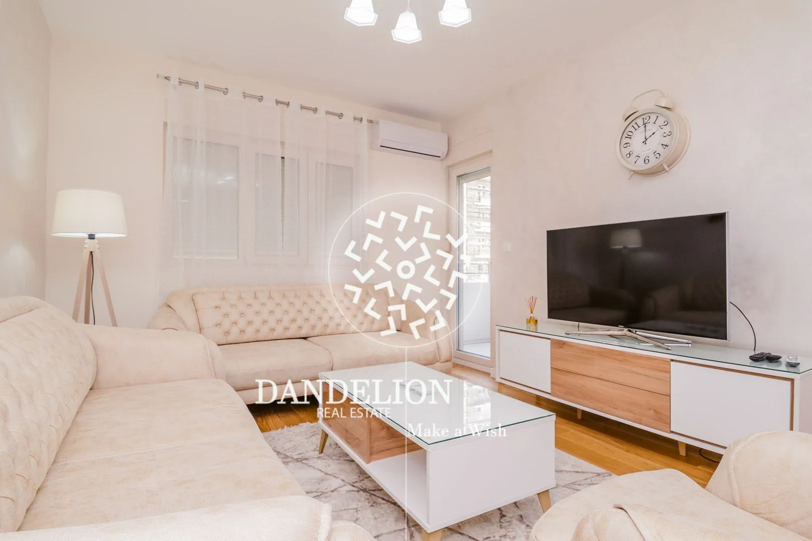 Izdavanje, jednosoban stan, 50m², Central Point, Podgorica