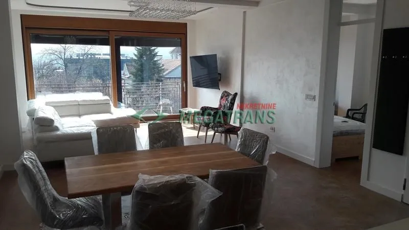 Rent, four bedroom apartment, 120m², Savski Venac, Beograd