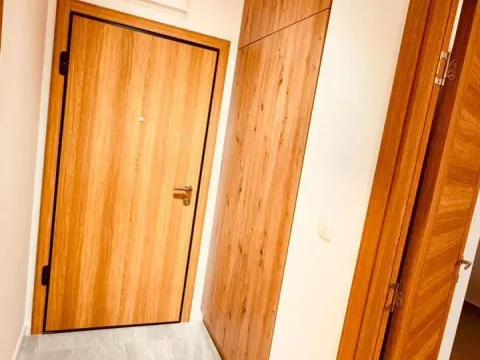 Prodaja, jednosoban stan, 46m², New City, Podgorica - image 7