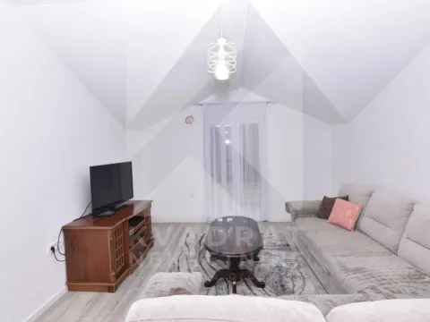 Rent, two bedroom apartment, 100m², Donja Gorica, Podgorica - image 3