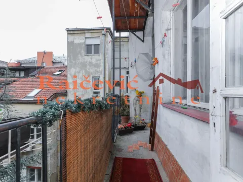 Prodaja, trosoban stan, 95m², Vračar, Šid - image 19