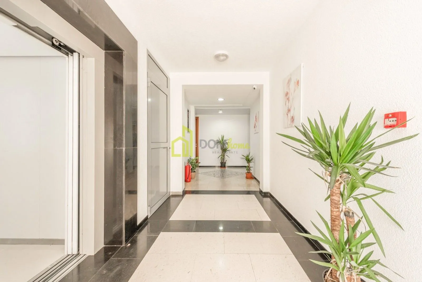 Prodaja, trosoban stan, 127m², Momišići, Podgorica