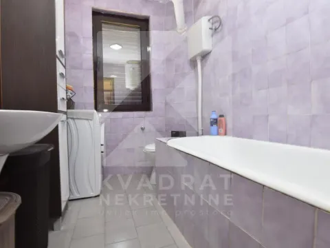 Prodaja, kuća, 260m², Stari Aerodrom, Podgorica - image 21