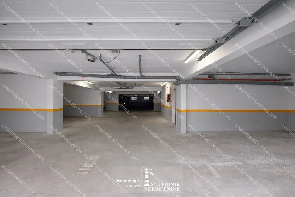 Prodaja, dvosoban stan, 87m², Baošići, Herceg Novi