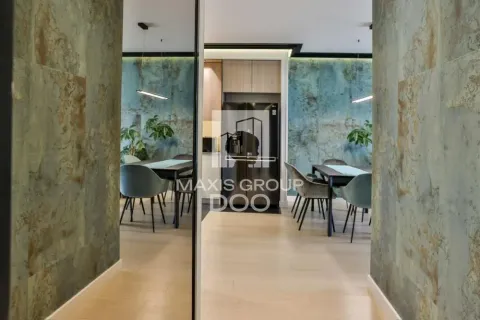 Izdavanje, četvorosoban stan, 118m², Savski Venac, Beograd - image 13