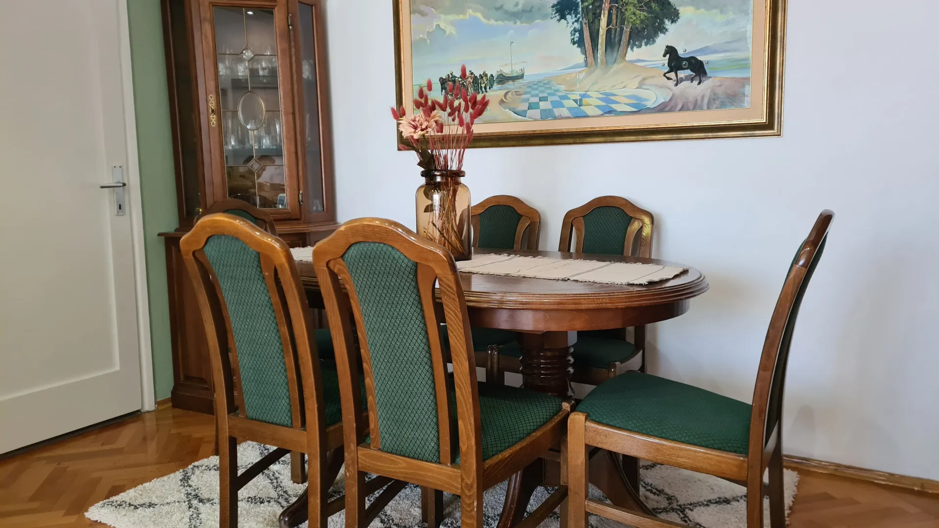 Izdavanje, dvosoban stan, 65m², Stara Varoš, Podgorica