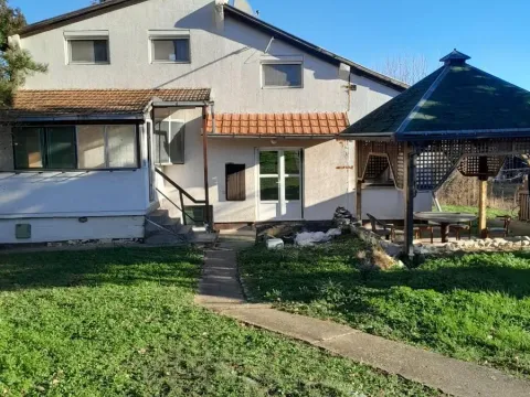 Prodaja, kuća, 57m², Petrovaradin, Novi Sad - image 3