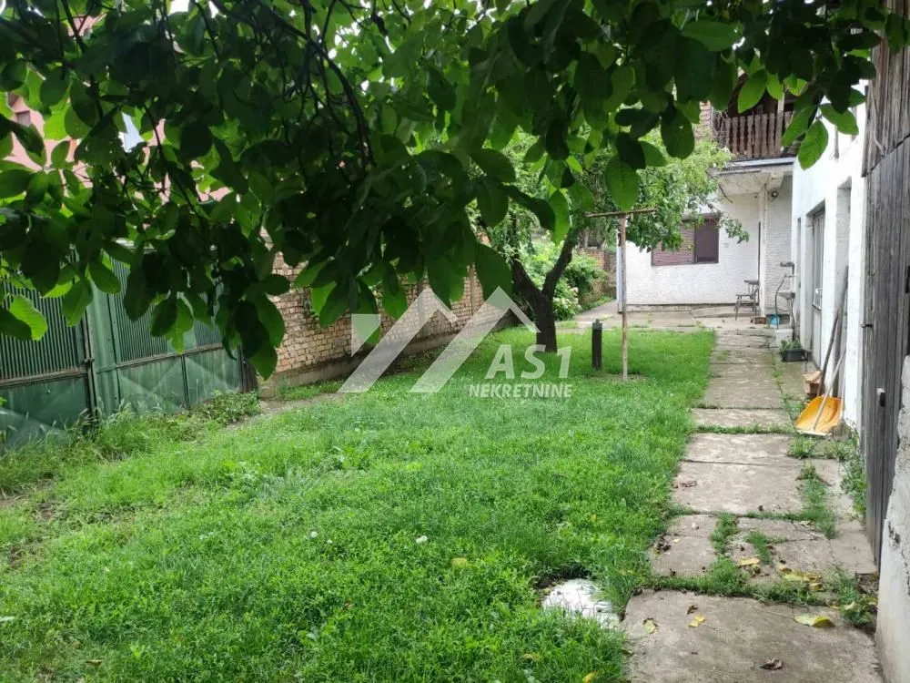 Prodaja, kuća, 220m², Temerin, Novi Sad