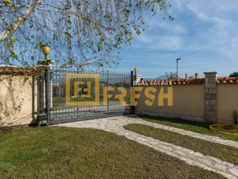 Izdavanje, kuća, 370m², Zabjelo, Podgorica - image 24