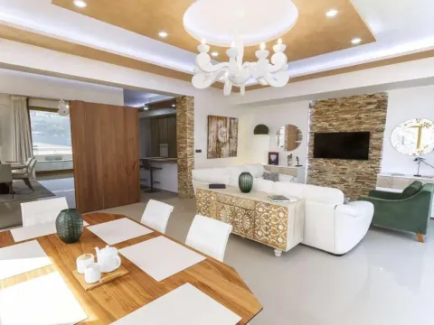 Sale, one bedroom apartment, 96m², Budva, Crna Gora - image 2