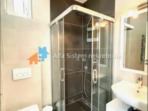 Izdavanje, četvorosoban stan, 190m², Neimar, Vračar Sve Podlokacije - image 19