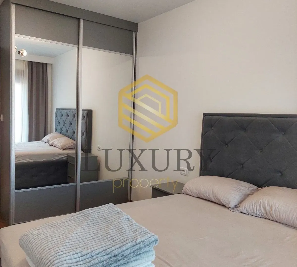 Izdavanje, jednosoban stan, 50m², Master Kvart, Podgorica