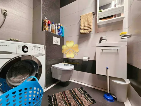 Izdavanje, dvosoban stan, 87m², City Kvart, Podgorica - image 12