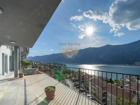 Prodaja, trosoban stan, 158m², Kotor, Crna Gora