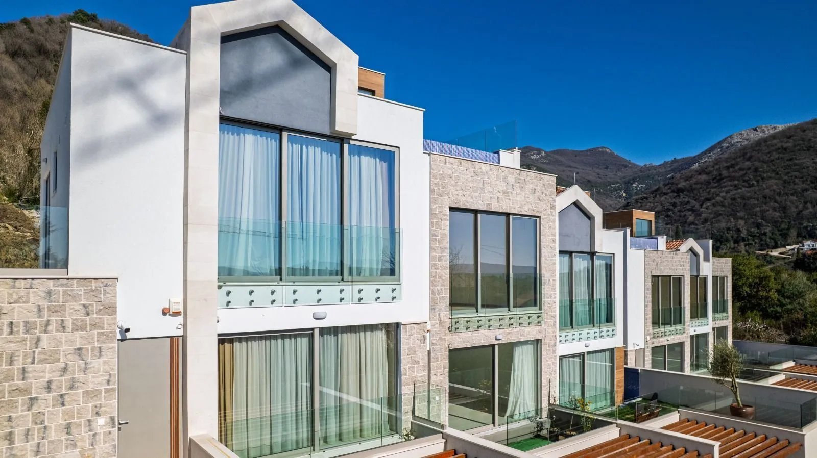 Prodaja, trosoban stan, 140m², Donja Lastva, Tivat