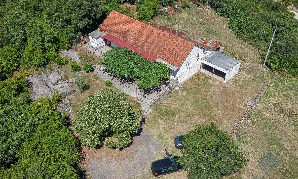 Sale, house, 112m², Beri, Podgorica