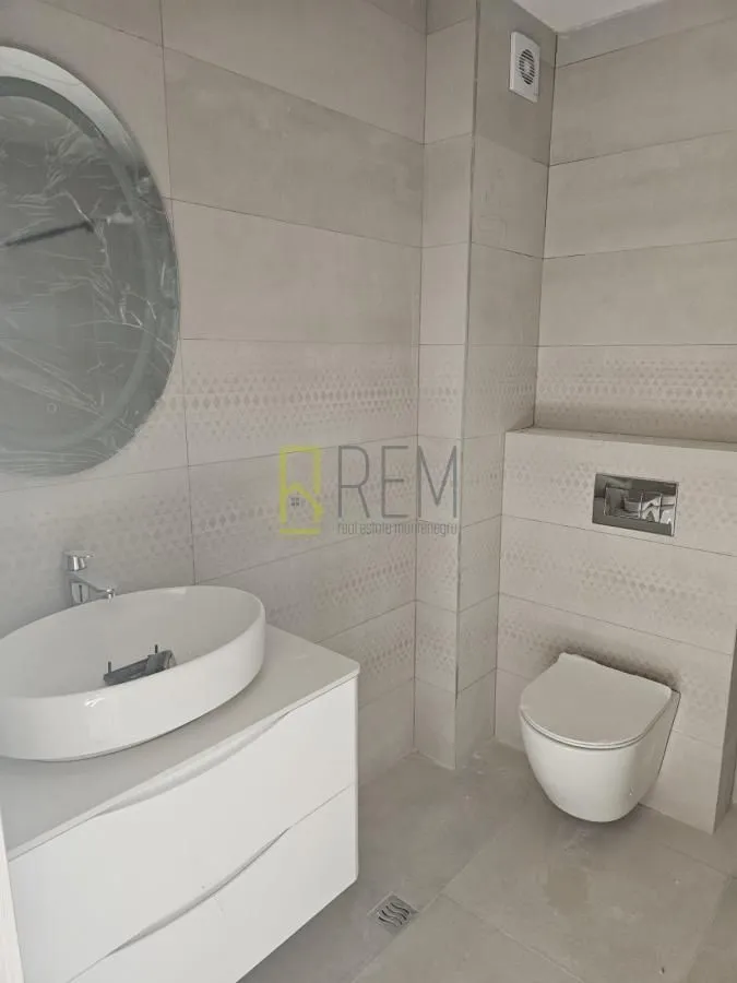 Sale, two bedroom apartment, 69m², Šušanj, Bar