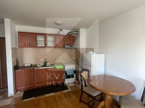 Rent, one bedroom apartment, 36m², 1 maj, Podgorica - image 2