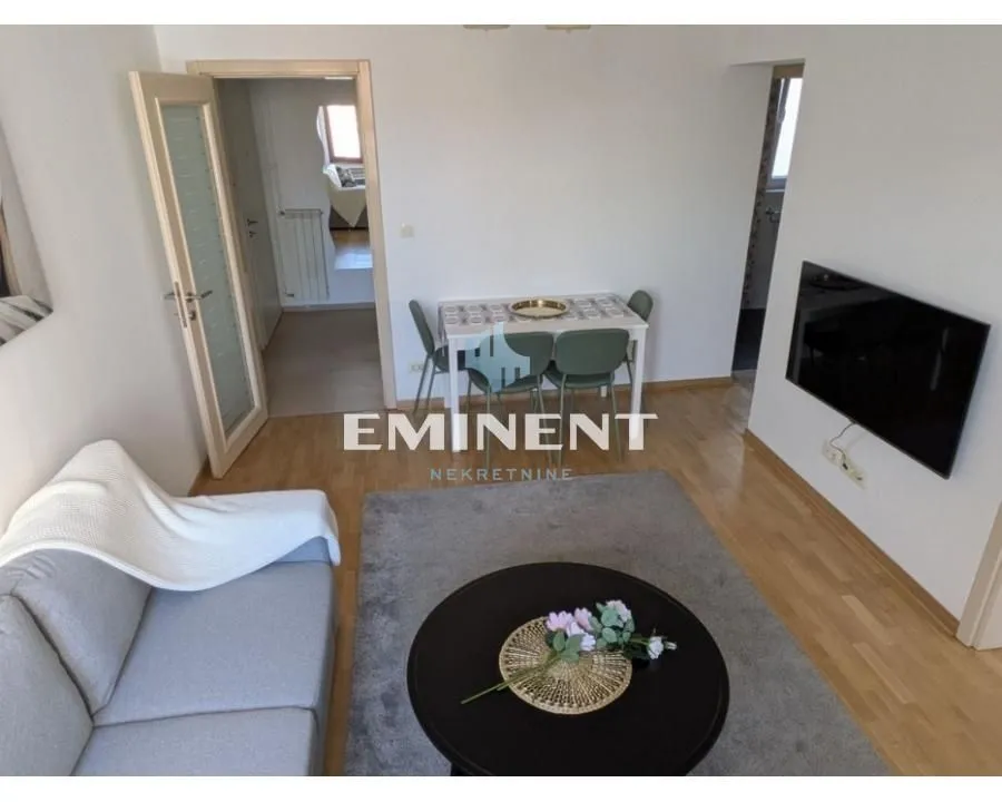 Rent, two bedroom apartment, 40m², Stari Grad, Beograd