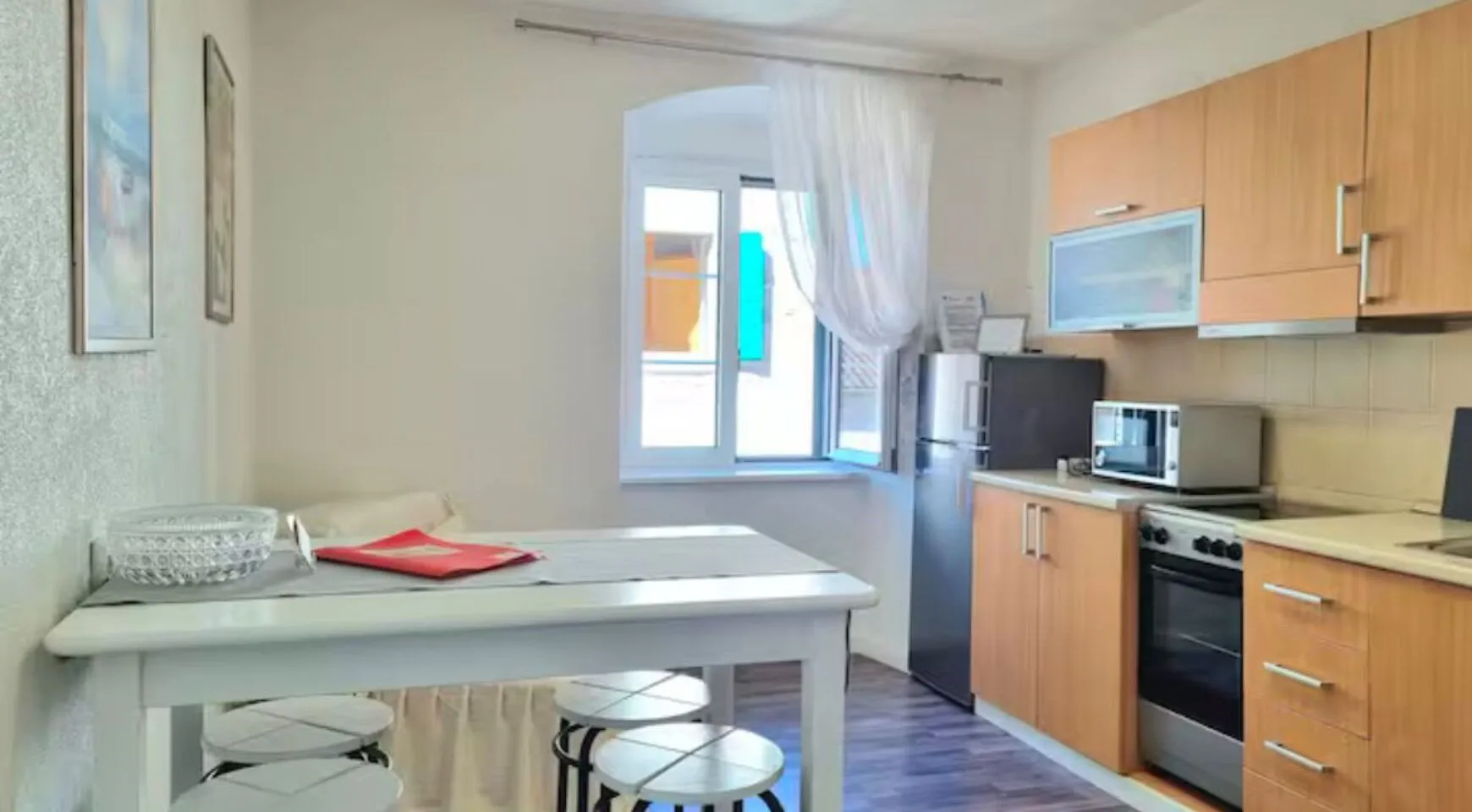 Prodaja, dvosoban stan, 42m², Stari Grad Kotor, Kotor