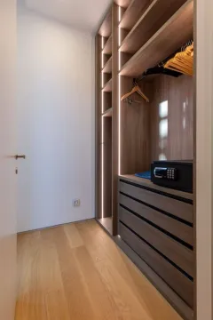 Prodaja, četvorosoban stan, 287m², Dukley Gardens, Budva - image 33