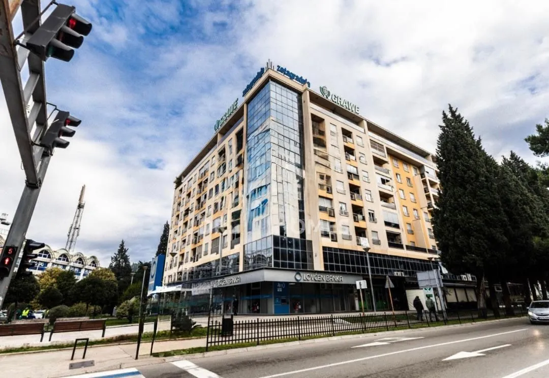 Izdavanje, dvosoban stan, 75m², Donja Gorica, Podgorica