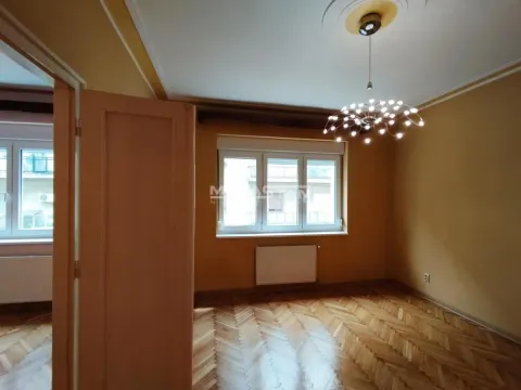 Izdavanje, trosoban stan, 90m², Vračar Sve Podlokacije, Beograd - image 9