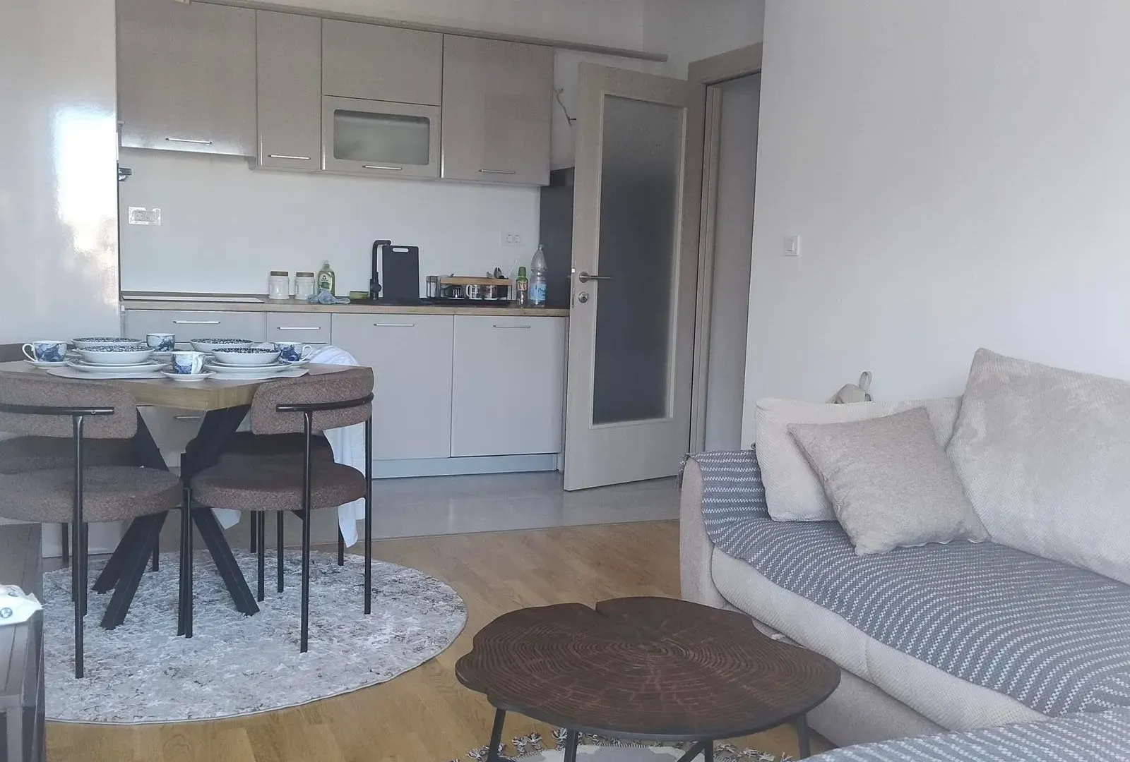 Rent, two bedroom apartment, 60m², Ljubović, Podgorica