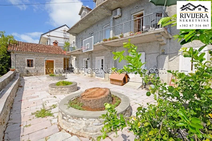 Prodaja, kuća, 314m², Centar, Herceg Novi