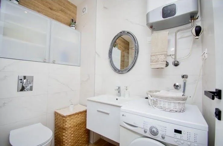 Izdavanje, jednosoban stan, 48m², Preko Morače, Podgorica