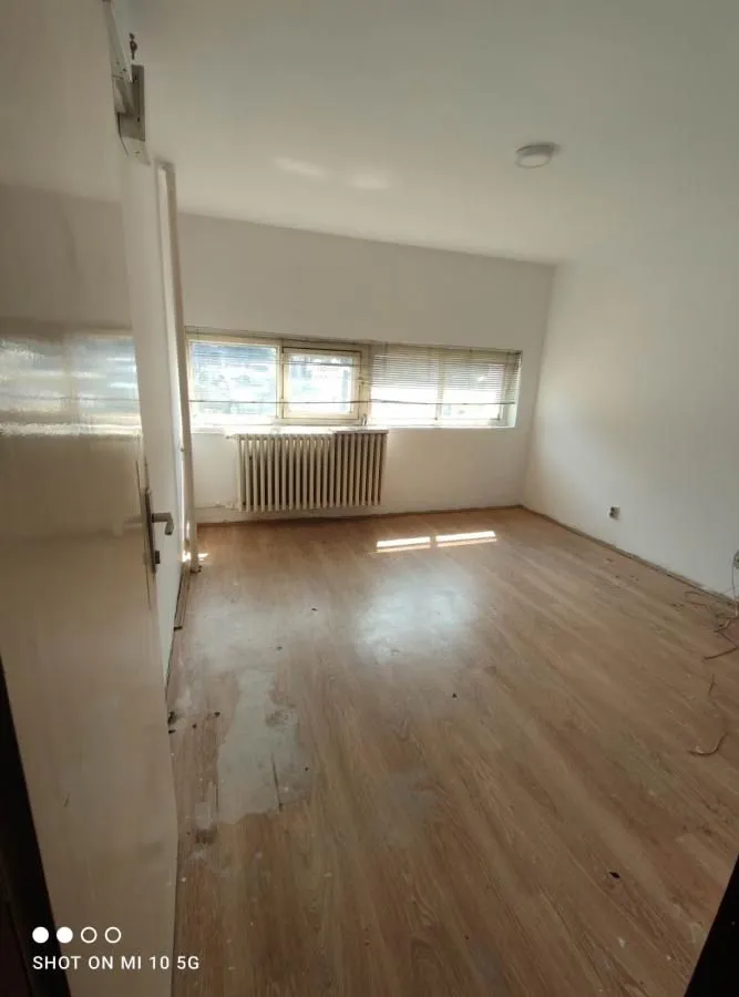 Rent, office space, 200m², Palilula Sve Podlokacije, Beograd