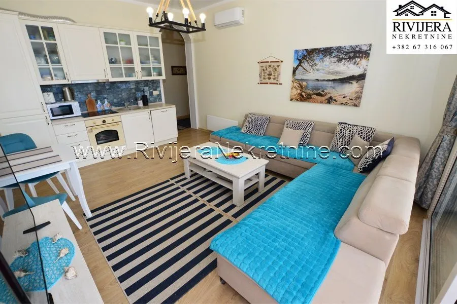 Prodaja, trosoban stan, 80m², Đenovići, Herceg Novi