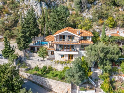 Prodaja, kuća, 280m², Budva, Crna Gora - image 20