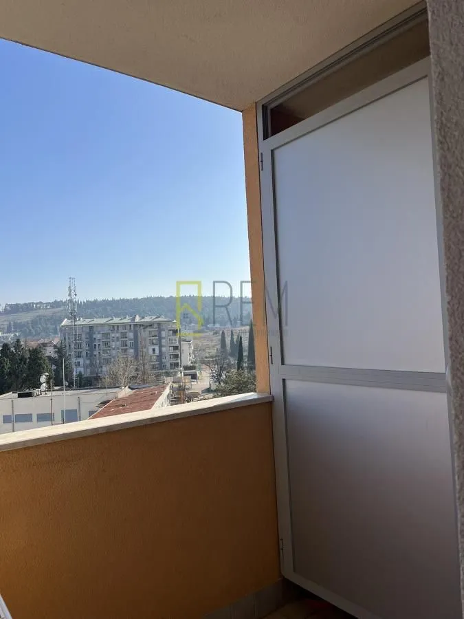 Rent, one bedroom apartment, 43m², City Kej, Podgorica