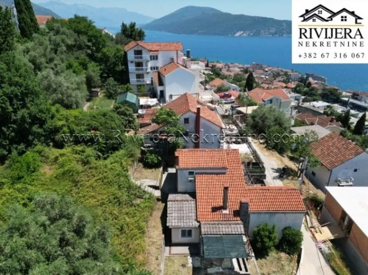 Prodaja, kuća, 220m², Centar, Herceg Novi