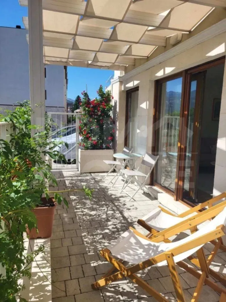 Rent, two bedroom apartment, 70m², Tivat, Crna Gora