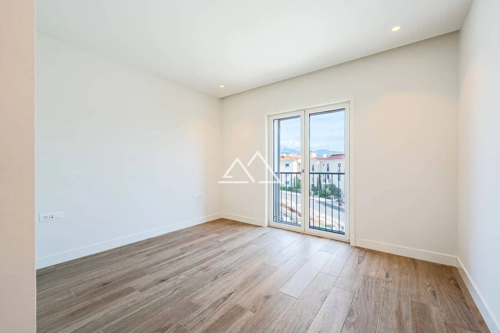 Prodaja, dvosoban stan, 94m², Luštica Bay, Tivat