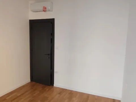 Izdavanje, jednosoban stan, 45m², Zagorič, Podgorica - image 8