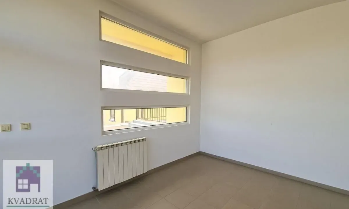 Sale, office space, 37m², Obrenovac, Beograd