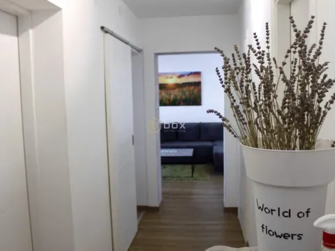 Izdavanje, trosoban stan, 61m², Centar, Niš - image 3