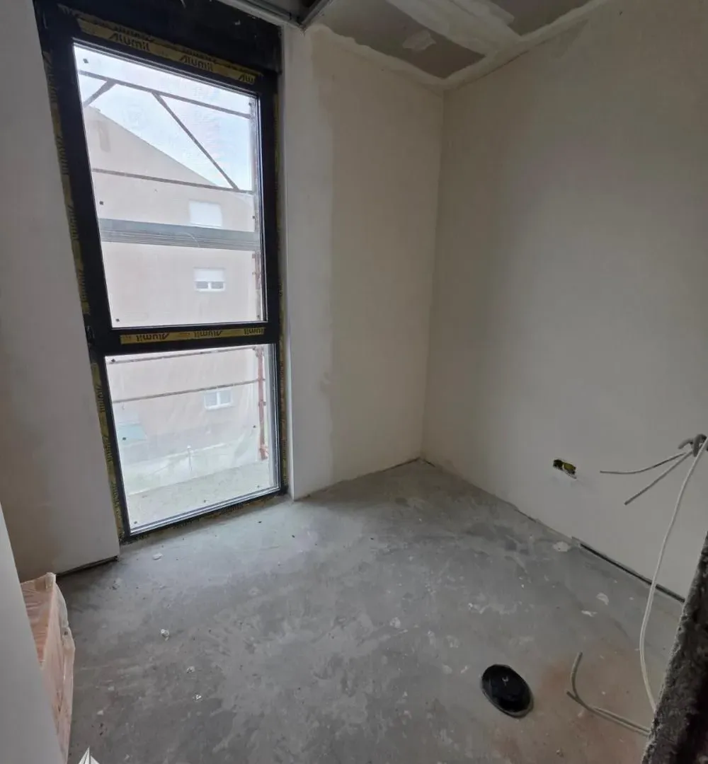 Sale, three bedroom apartment, 60m², Lekino Brdo, Voždovac Sve Podlokacije