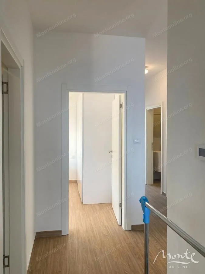 Sale, two bedroom apartment, 110m², Dobre Vode, Bar